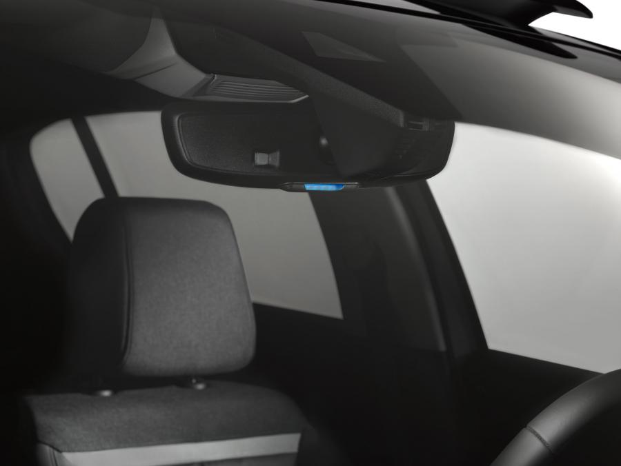 Детали интерьера Citroen C5 Aircross SUV Hybrid 2019 года  (WW) (фото 2 из 49)